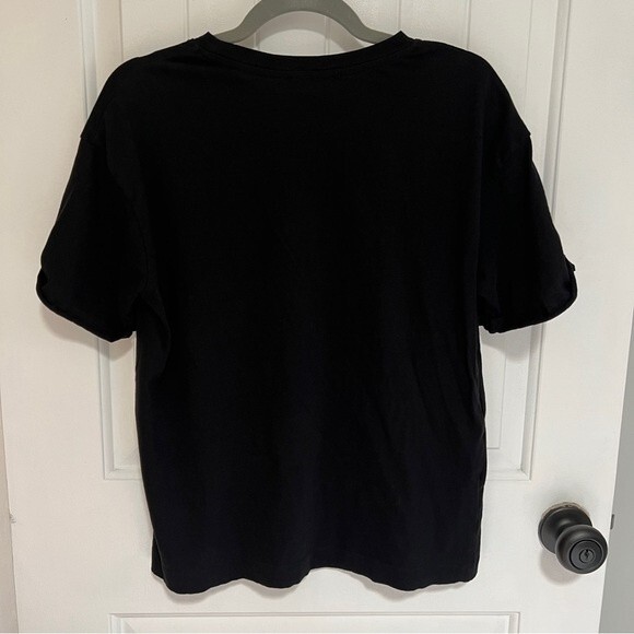 Mango Tee w/Quote on Left Shoulder in Black - Picture 2 of 6